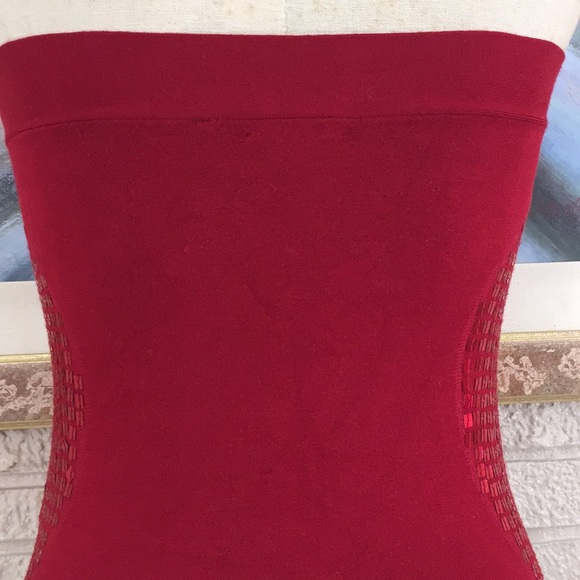 Yuka Sequin Side Mock Crisscross Neck Halter Top - Picture 9 of 10